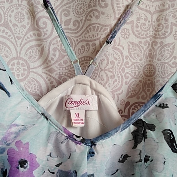 Spring/Summer blouse - Picture 2 of 3